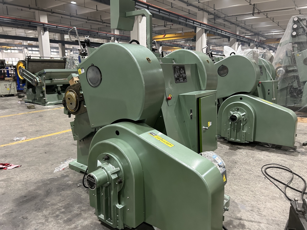 750 mm Max. Machine voor het snijden van papierproducten met werkbare breedte
