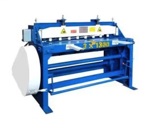 De multifunctionele van de de Snijdersmachine van de Staalplaat elektrische scherende machine